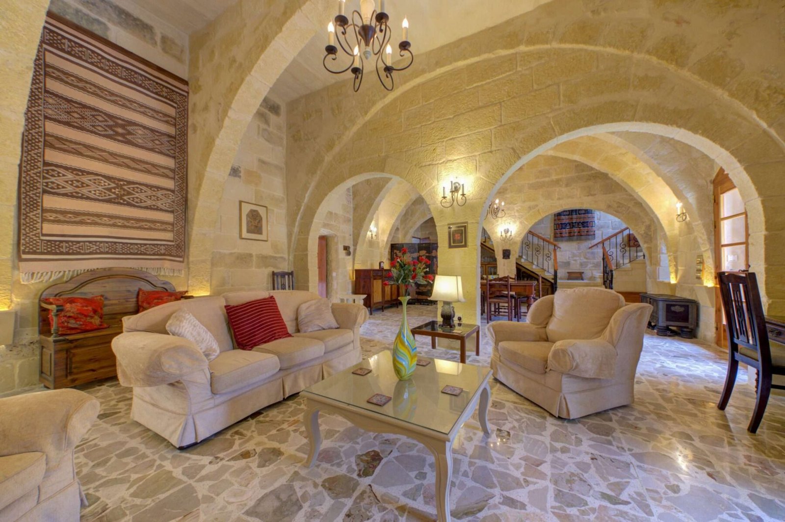 How to Choose a House of Character in Malta