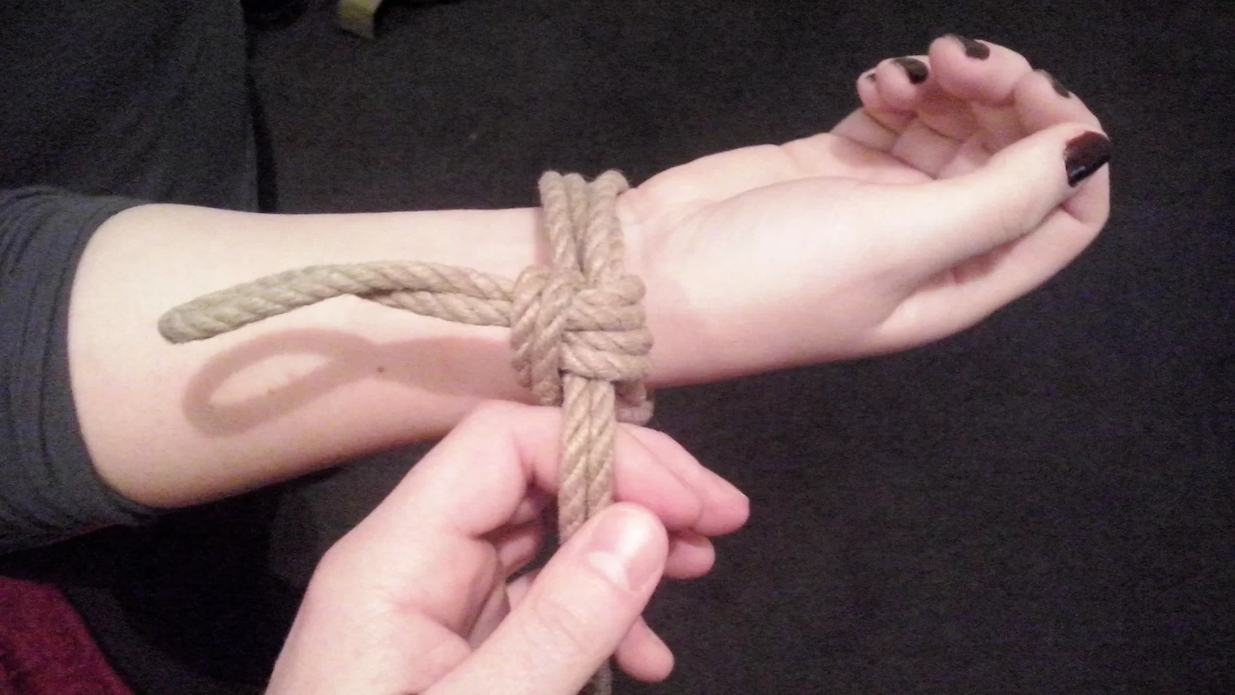 Shibari – A Rope Tutorial on Creating Beautiful and Functional Bondage