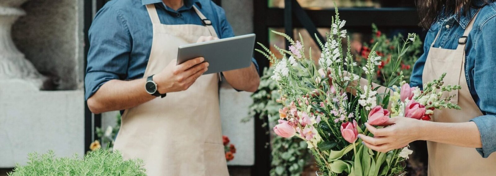 A Guide To The World Of Flowers And The Florist’s Craft