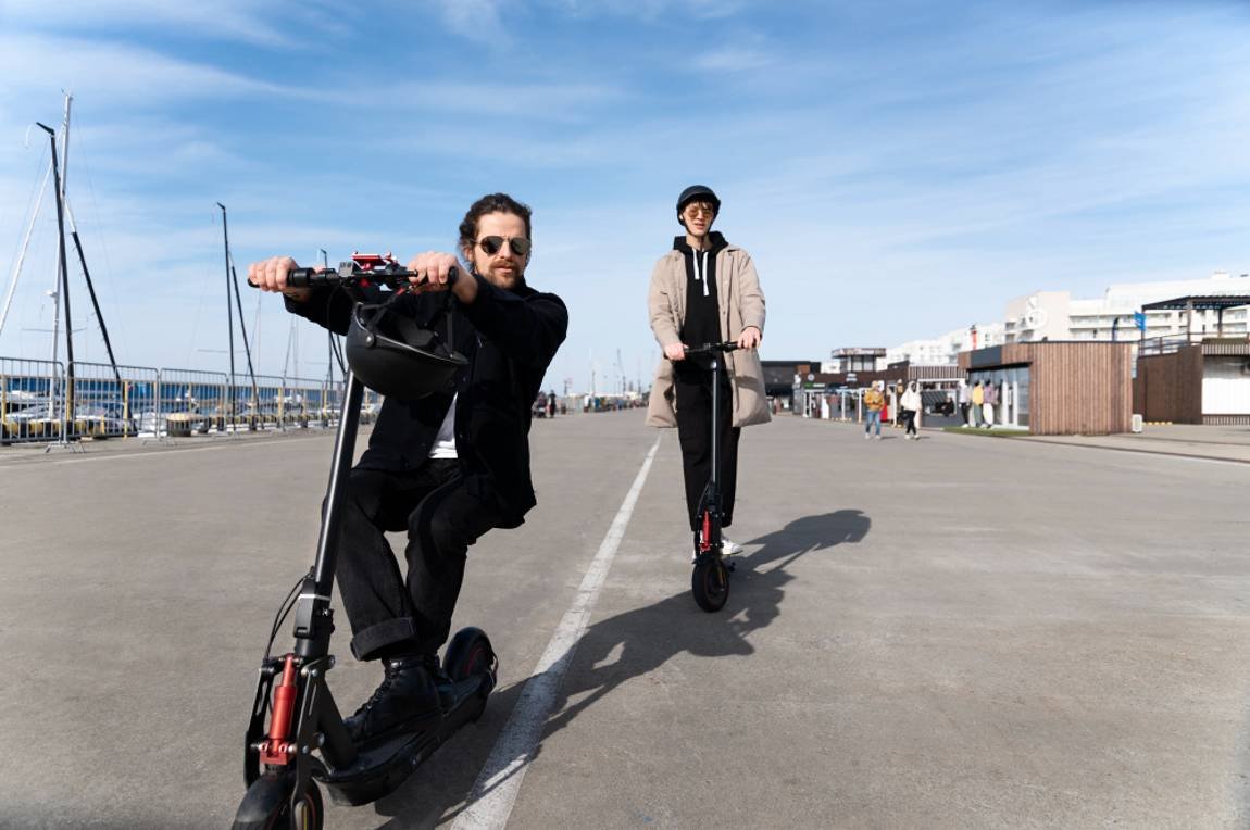Conquering the Commute: Electric vs. Pro Segway Scooters in Australia